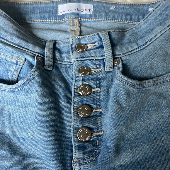 As New! Loft High Rise “THE CURVY KICK CROP” 25 Petite - Picture 2 of 10